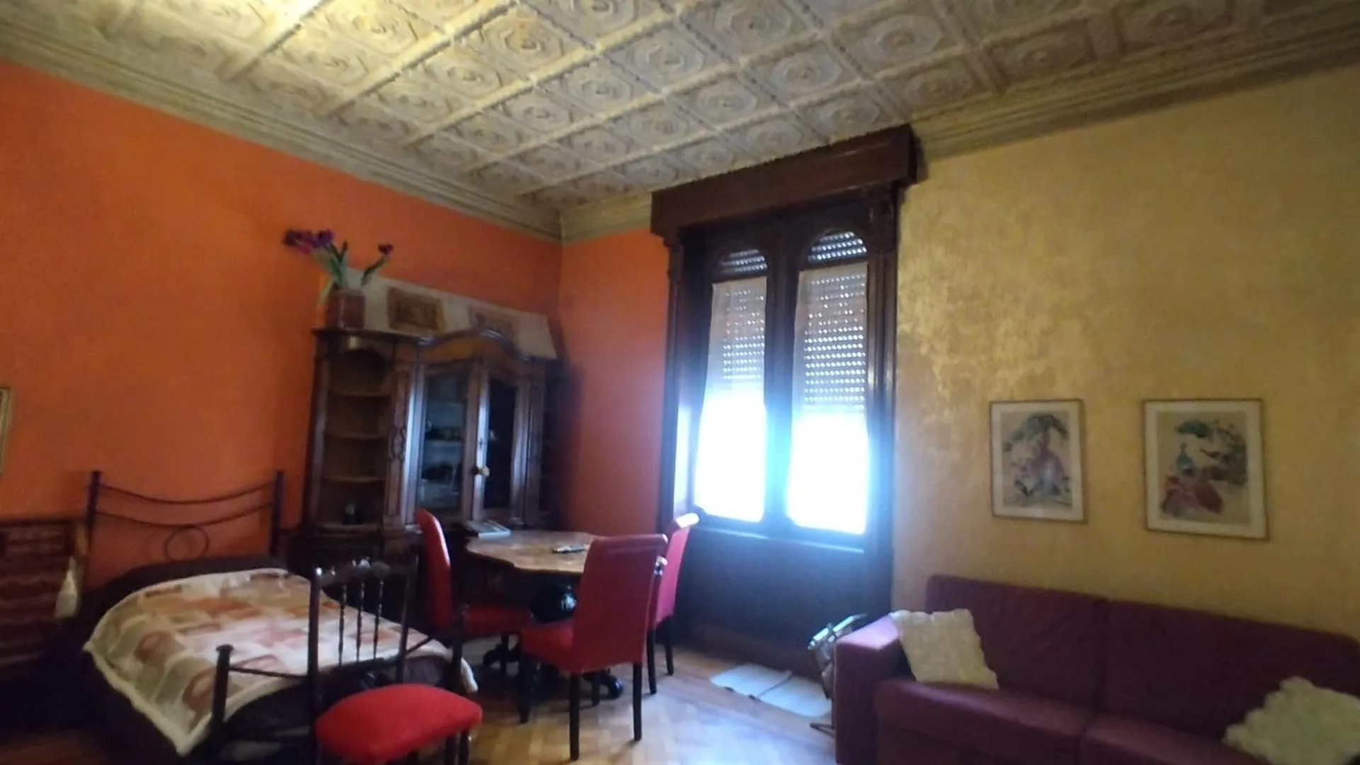 B&B Amarantha Gothica Genua