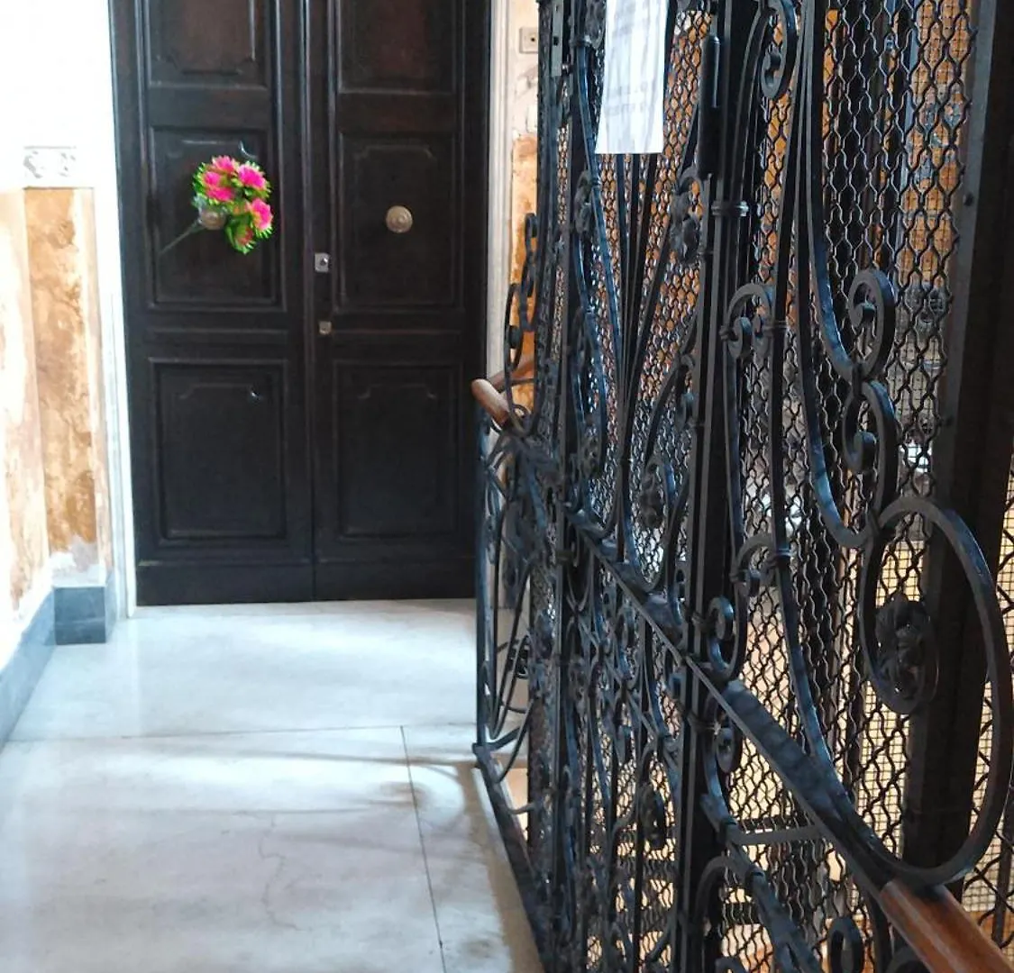 Nocleg ze śniadaniem B&B Amarantha Gothica Genua