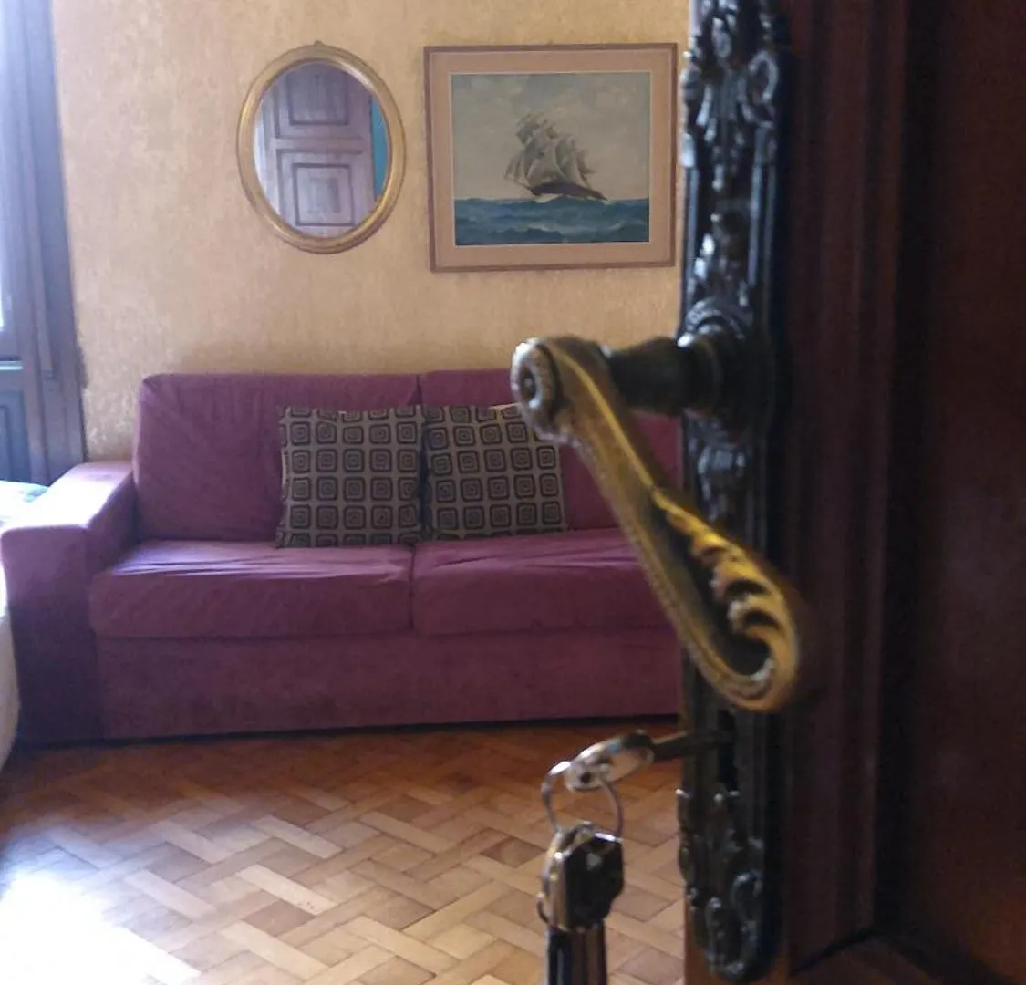 B&B Amarantha Gothica Genova Italia