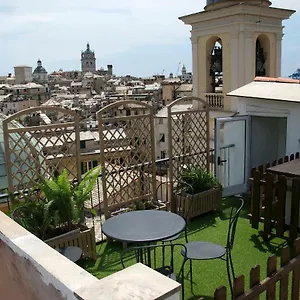 Sky On The Roofs - Il Cielo Sui Tetti Affittacamere