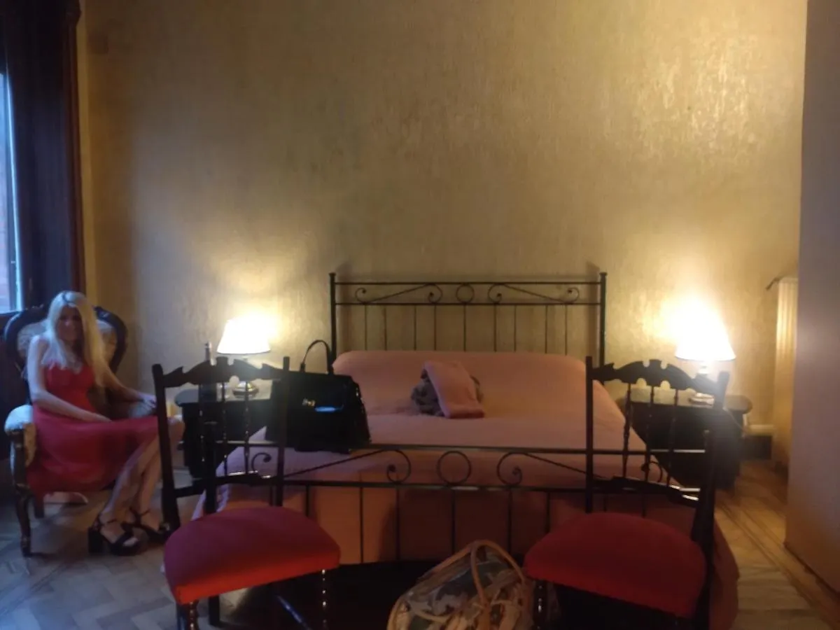 Bed & Breakfast B&B Amarantha Gothica Genoa Italy