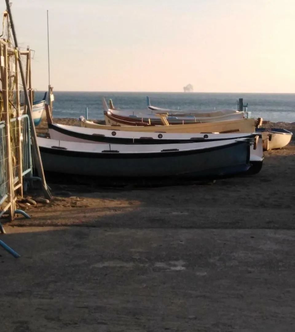 B&B Amarantha Gothica Genoa Italy